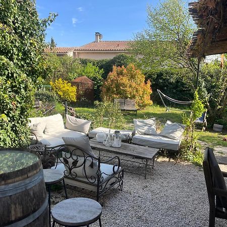 Chambres Et Table D'Hotes Au Brabo Mormoiron Bagian luar foto