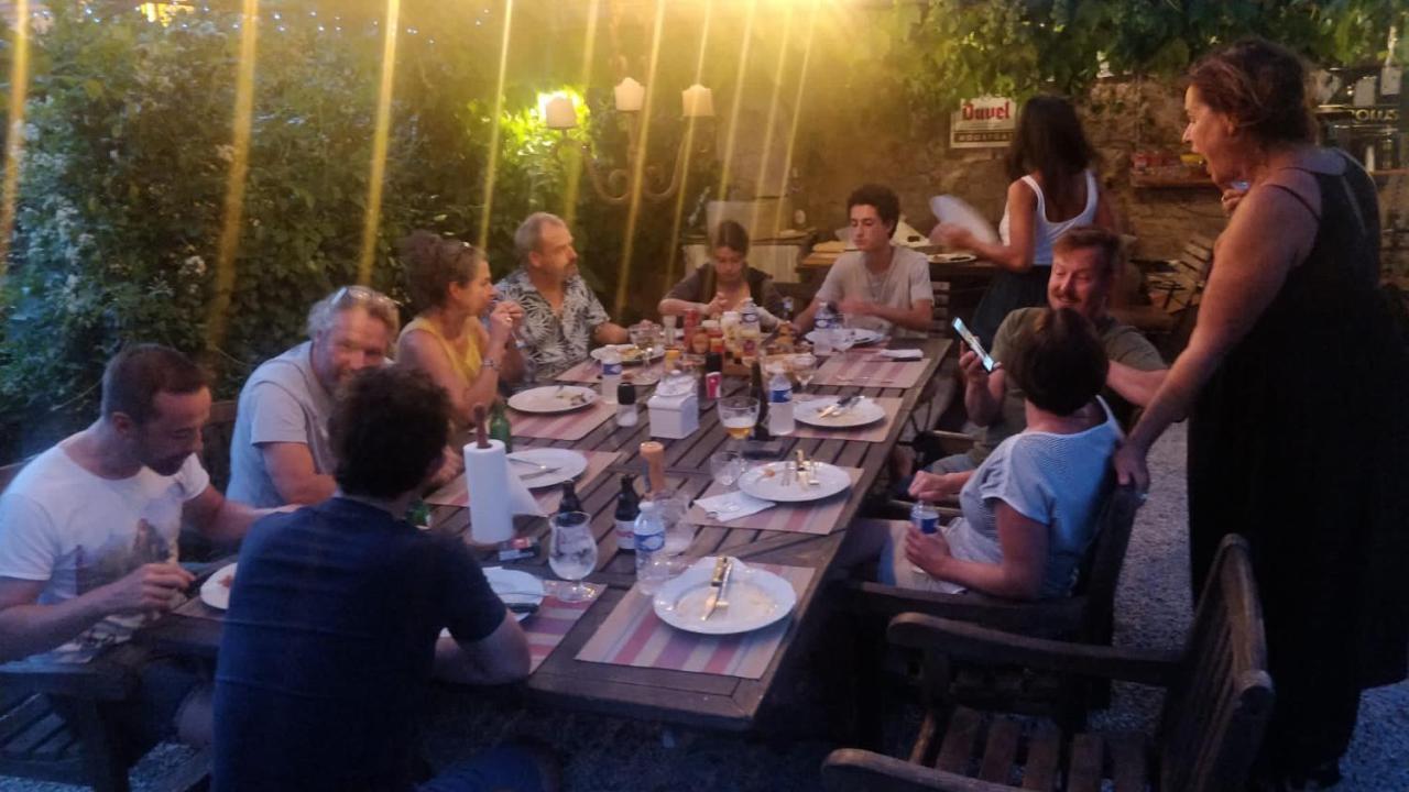 Chambres Et Table D'Hotes Au Brabo Mormoiron Bagian luar foto