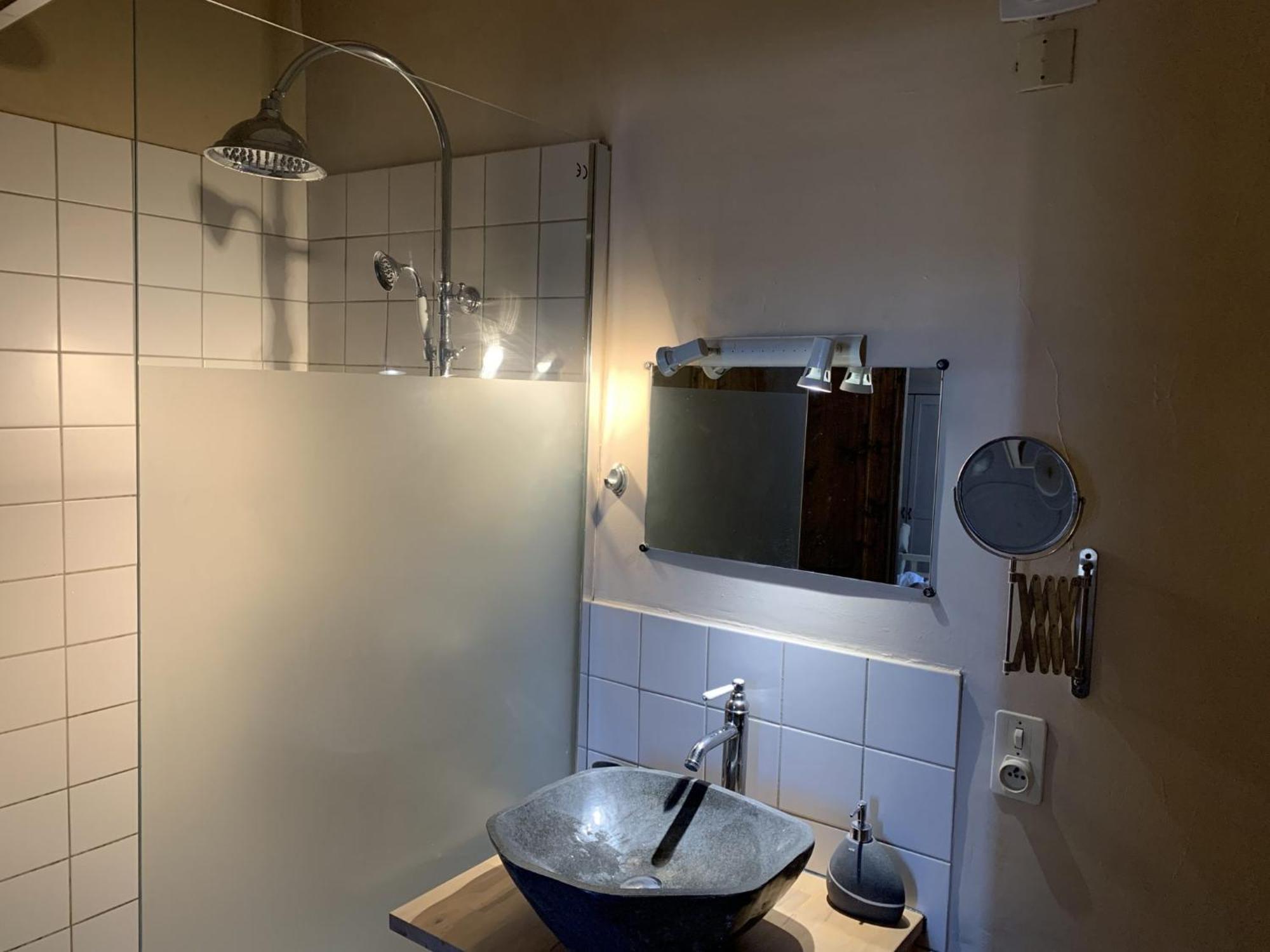Chambres Et Table D'Hotes Au Brabo Mormoiron Bagian luar foto