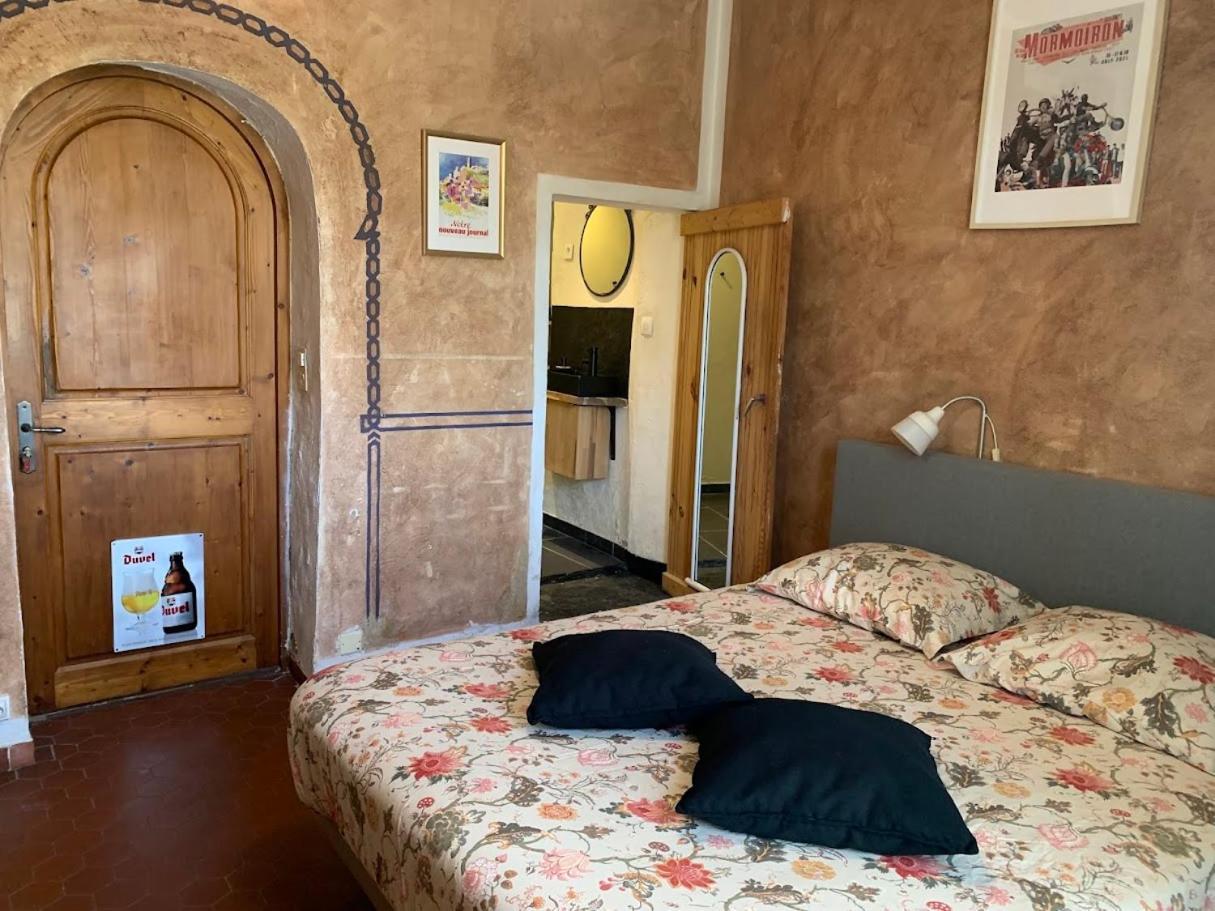 Chambres Et Table D'Hotes Au Brabo Mormoiron Bagian luar foto